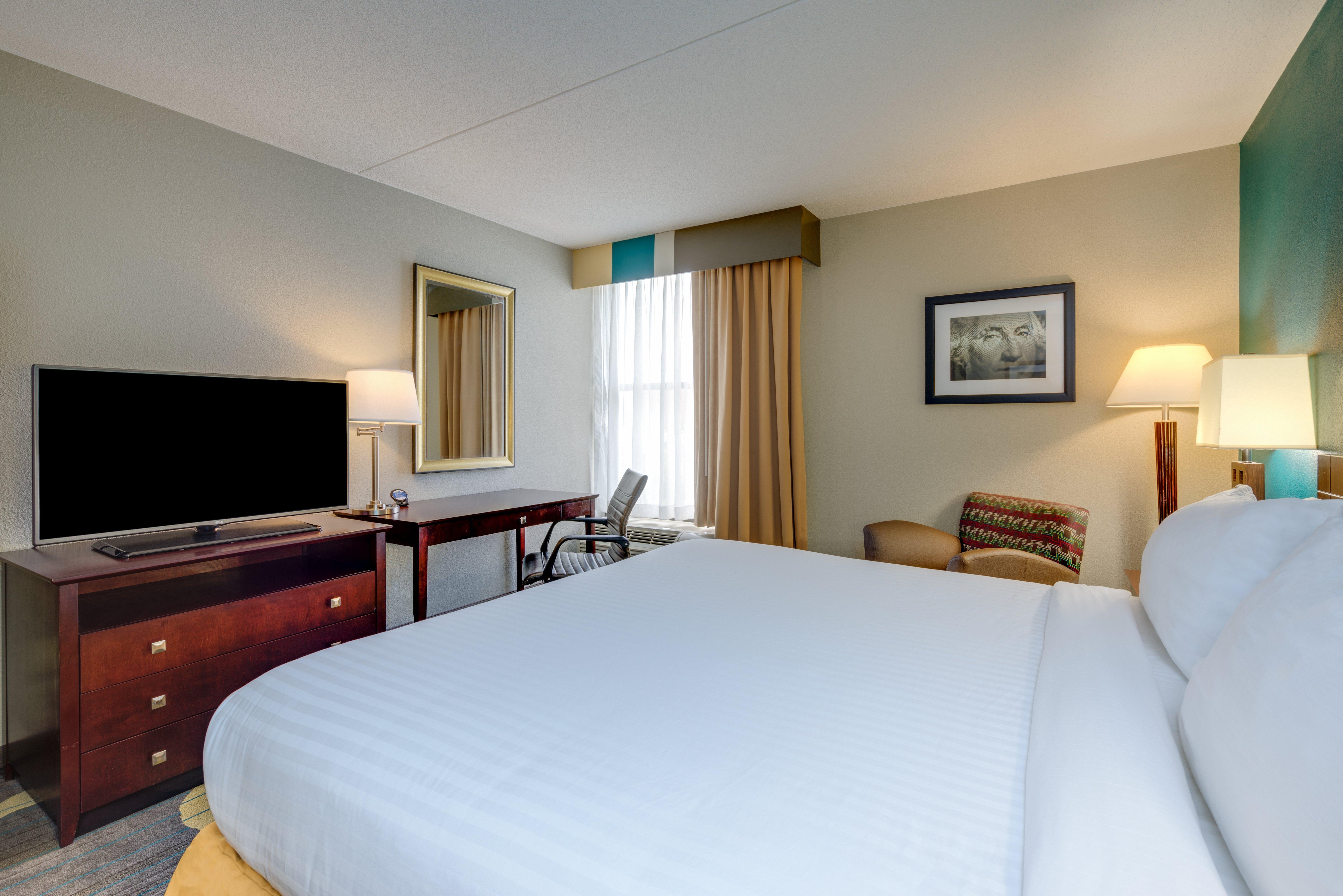 Holiday Inn Express Washington Dc East- Andrews Afb By Ihg Camp Springs Exterior photo