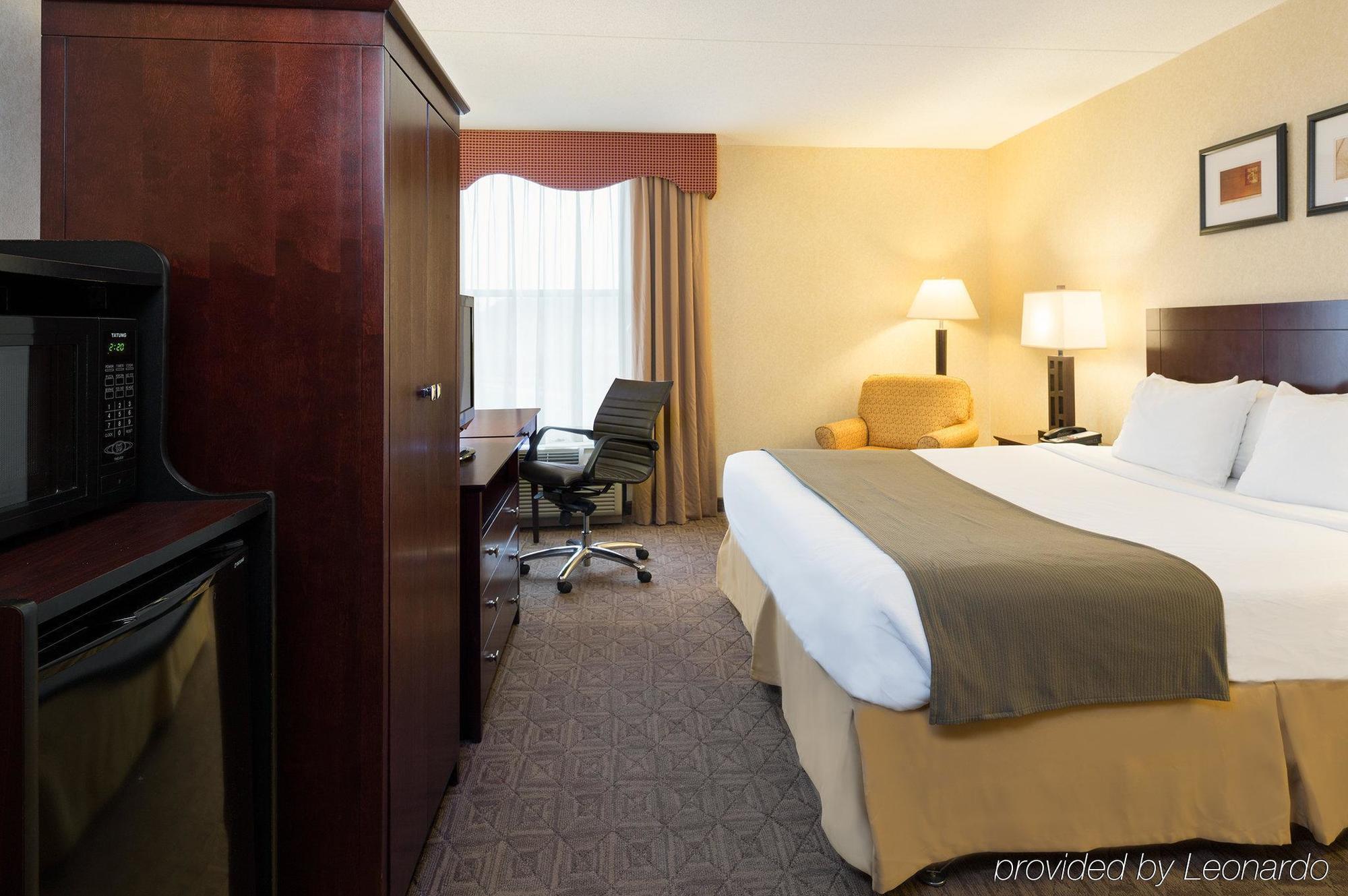 Holiday Inn Express Washington Dc East- Andrews Afb By Ihg Camp Springs Room photo