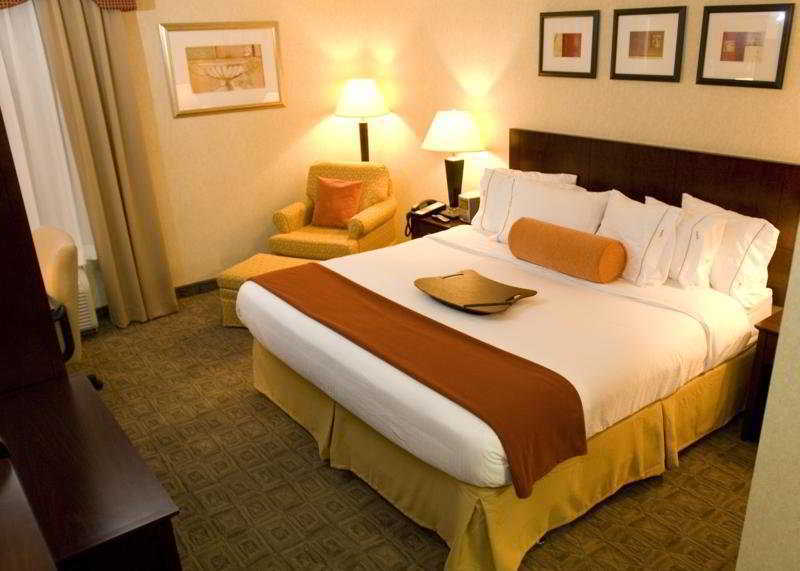 Holiday Inn Express Washington Dc East- Andrews Afb By Ihg Camp Springs Exterior photo